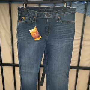 Second Yoga Jeans. Girlfriend style. Size 27.